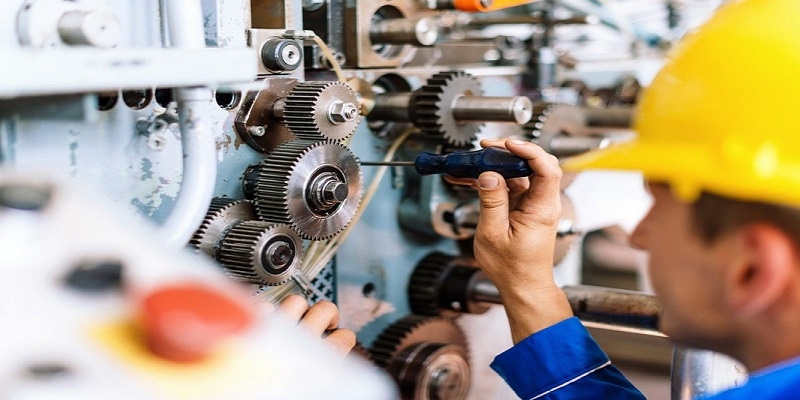 Bảo trì nhà máy là hoạt động cần thiết đối với doanh nghiệp sản xuất