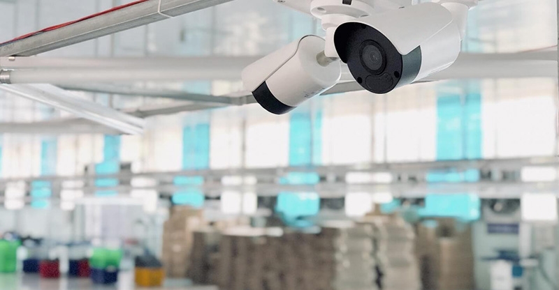Camera lắp đặt tại nhà kho giúp giám sát an ninh, an toàn