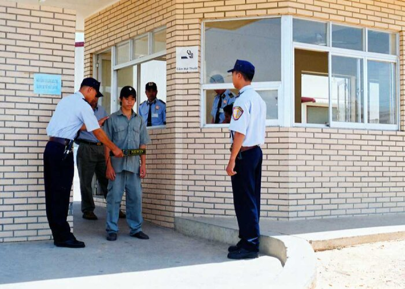 Chi phí cho thuê bảo vệ kiểm soát ra vào tòa nhà tiết kiệm