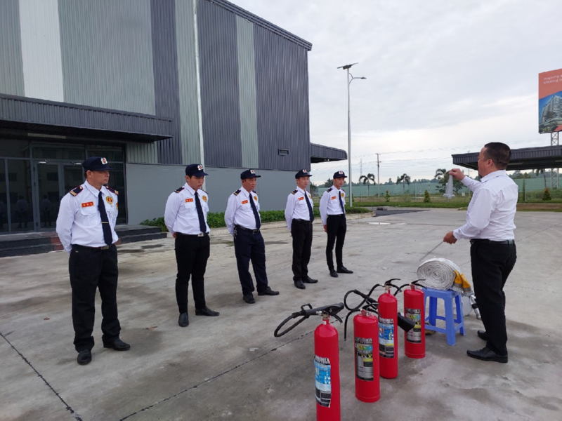 Kết hợp đào tạo nhân viên bảo vệ để tăng cường an toàn PCCC nhà máy