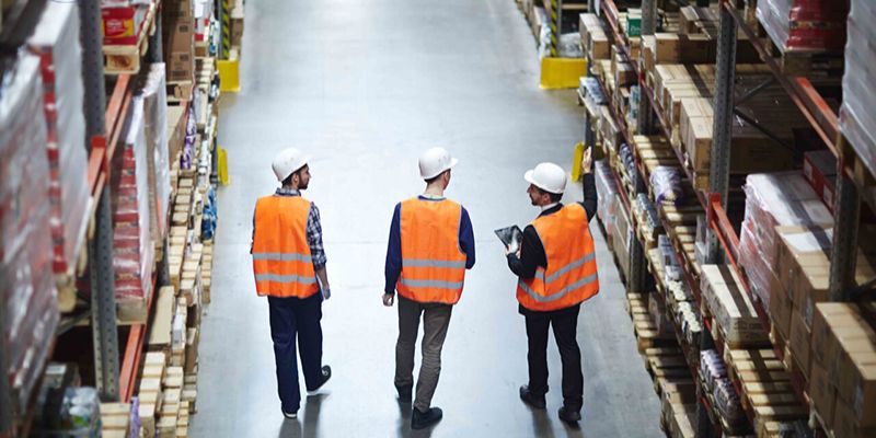 Bảo trì kho định kỳ giúp đảm bảo an ninh và ngăn ngừa các rủi ro tiềm ẩn 