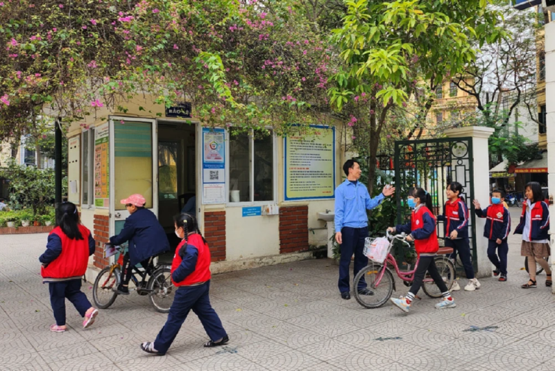 Quy trình bảo vệ trường học bao gồm nhiều bước khác nhau